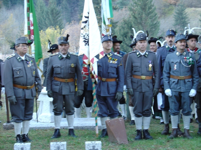 Gedenkfeier 2007 Soldatenfriedhof in Bondo