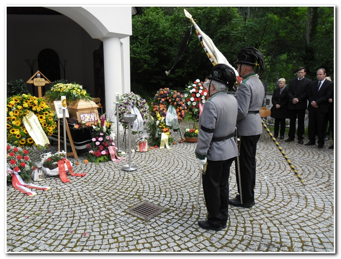 Begräbnis Hauptmann Heinz Baumgartner, Ampaß